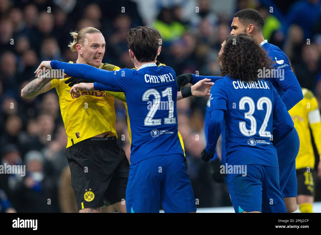 London, UK. 07th Mar, 2023. Marius Wolf of Borussia Dortmund and Ben Chilwell of Chelsea have an argument during the UEFA Champions League Round of 16 match between Chelsea and Borussia Dortmund at Stamford Bridge, London, England on 7 March 2023. Photo by Salvio Calabrese. Editorial use only, license required for commercial use. No use in betting, games or a single club/league/player publications. Credit: UK Sports Pics Ltd/Alamy Live News Stock Photo