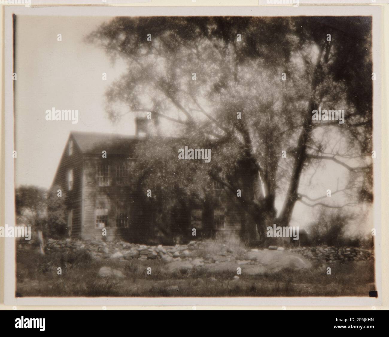 George Henry Seeley, Saltbox House, 1918, platinum print Stock Photo - Alamy