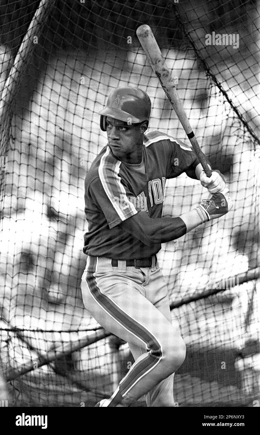 New York Mets pitcher Dwight Gooden at the Met's baseball spring training  facility in Port St. Lucie, Florida on March 11, 1989. Photo by Francis  Specker Stock Photo - Alamy
