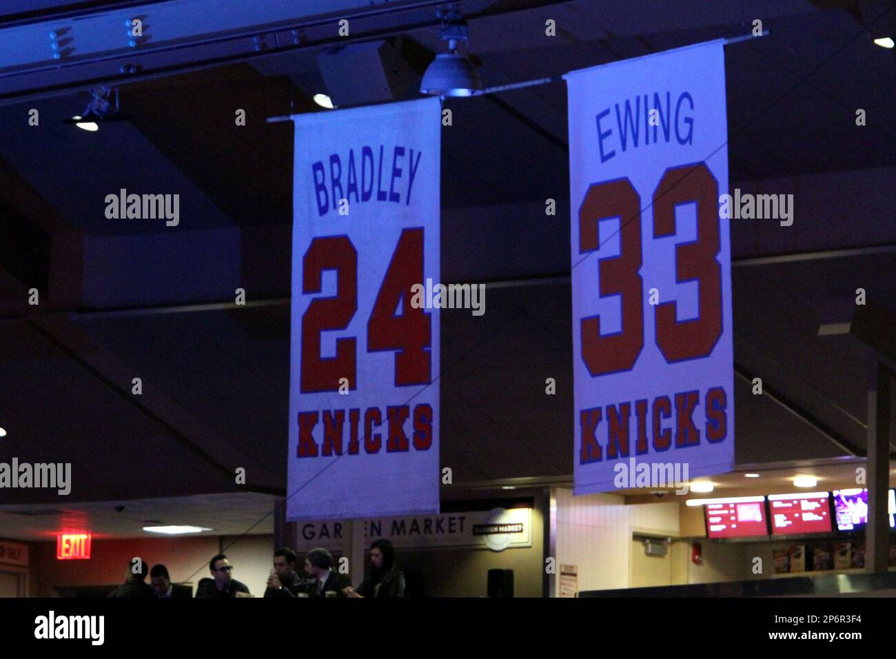 The retired jersey of New York Knicks player Dave DeBusschere #22 hang from  the rafters of Madison Square Garden on December 3, 2011. (AP Photo/Gregory  Payan Stock Photo - Alamy