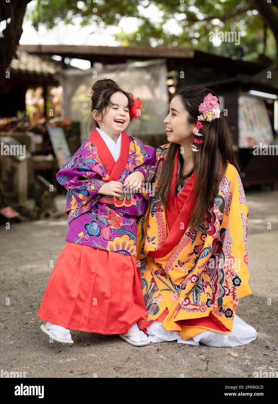 Okinawan costume hi-res stock photography and images - Page 3 - Alamy