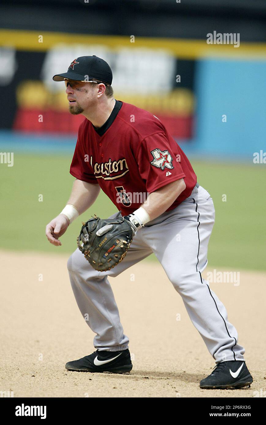 Houston Astros Jeff Bagwell in a game against the NY Mets at Shea Stadium  in Flushing NY on April 11,2005.( AP Photo/Tom DiPace Stock Photo - Alamy