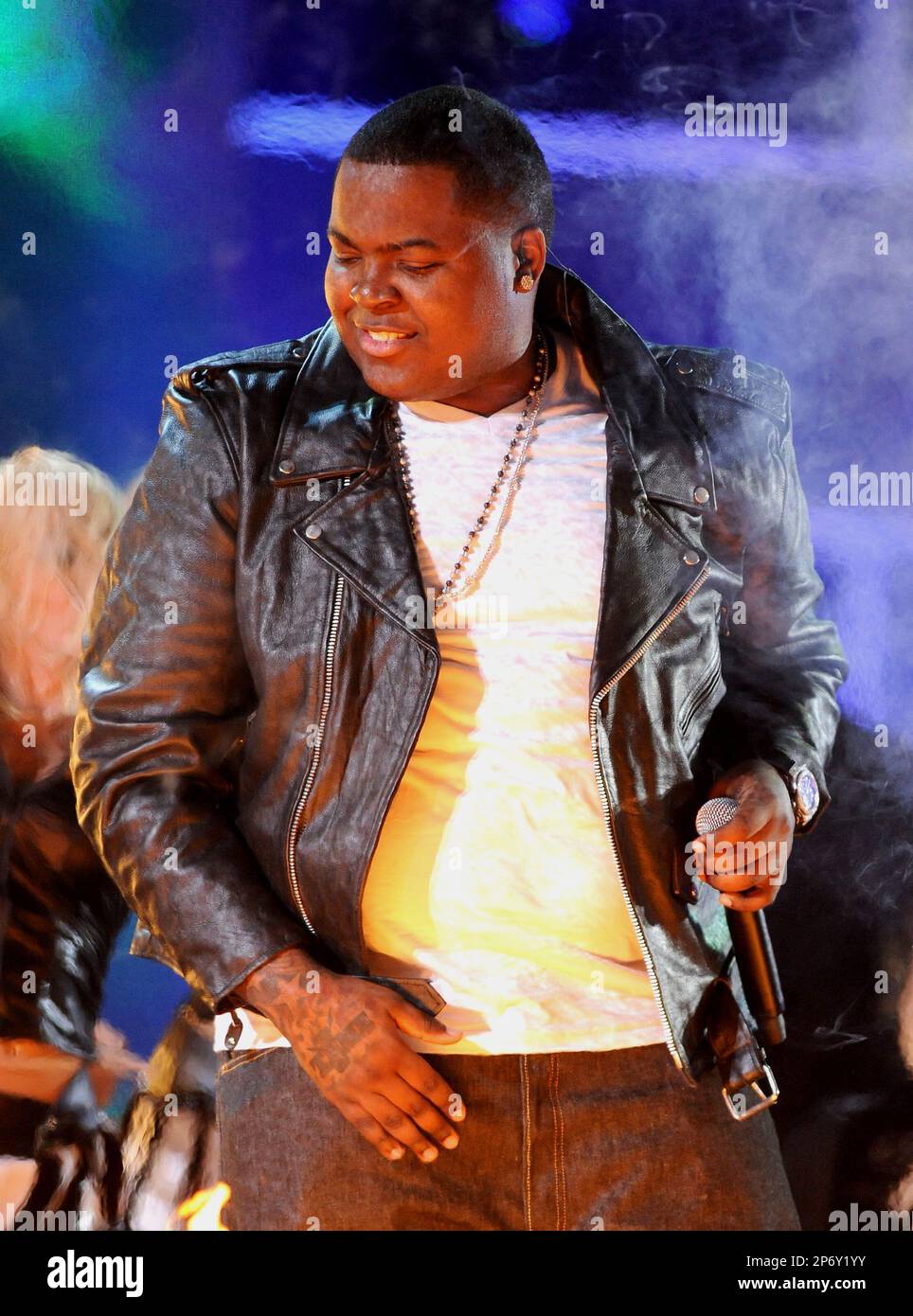 LAS VEGAS, NV NOVEMBER 10 Sean Kingston performs onstage at the 12th