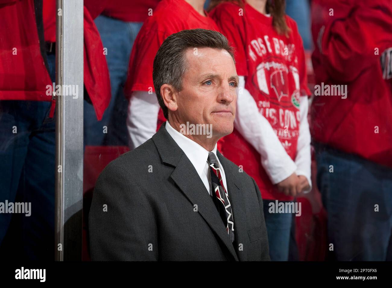 Wisconsin Badgers head coach Mark Johnson looks on during an NCAA Women