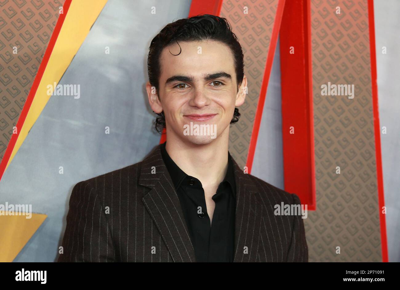 jack-dylan-grazer-attends-the-uk-premier