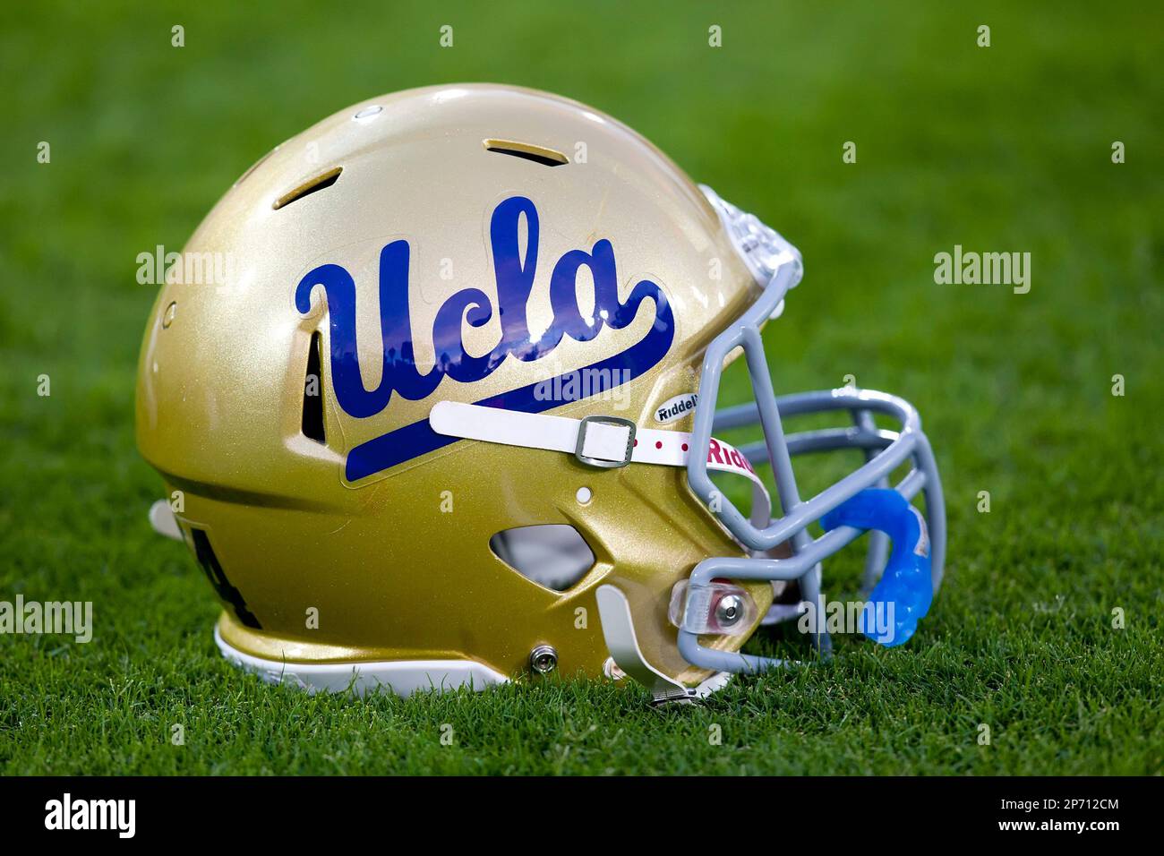 UCLA Bruins Custom Pocket Pro Helmet – Speed Gold Facemask Pac-12