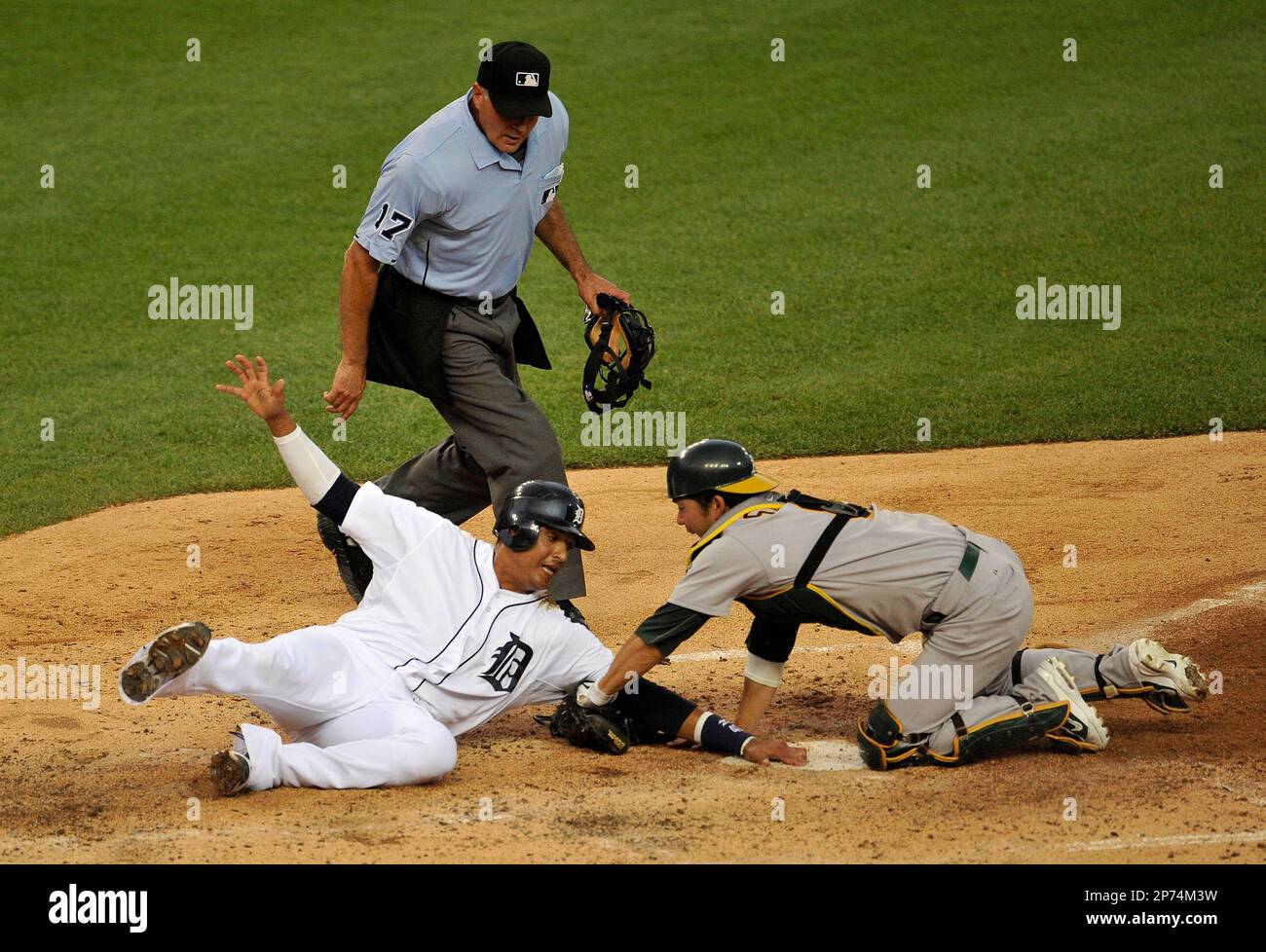 Detroit Tigers catcher Victor Martinez (41) looks at on during the MLB  Baseball Herren USA Baseball