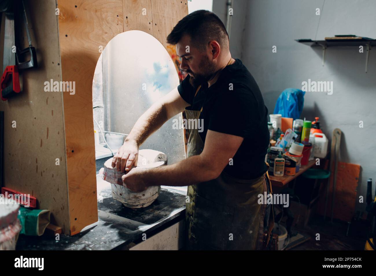 Plaster casting craft hi-res stock photography and images - Alamy