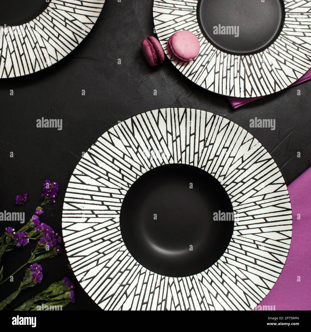 fancy plates black background restaurant setting Stock Photo Alamy