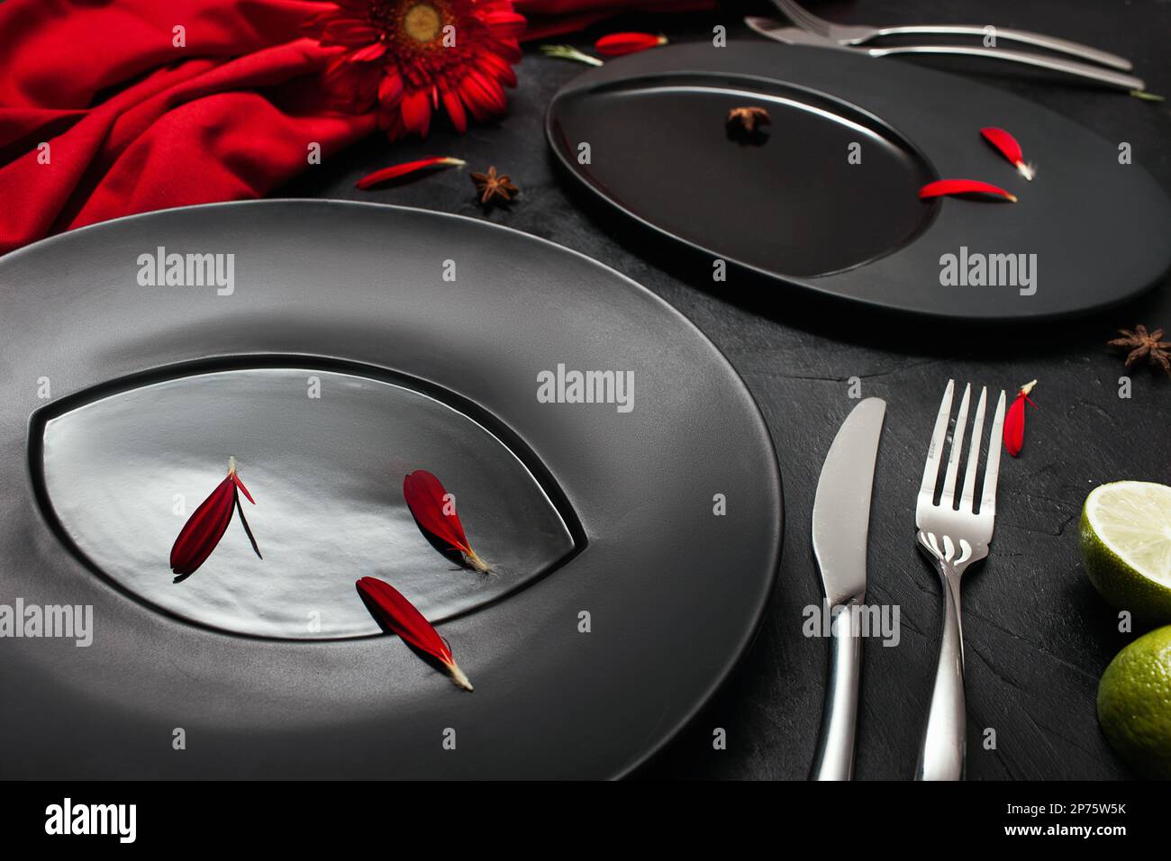 elegant crockery black background table setting Stock Photo Alamy