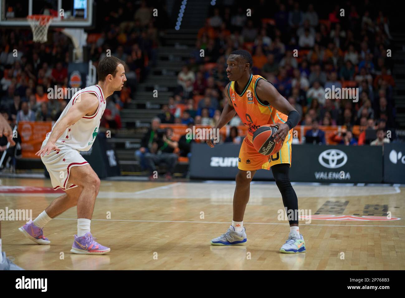 Kevin Pangos of EA7 Emporio Armani Milan (L) and Jared Harper of Valencia basket  (R) in action during the Turkish Airlines EuroLeague Regular Season Stock Photo