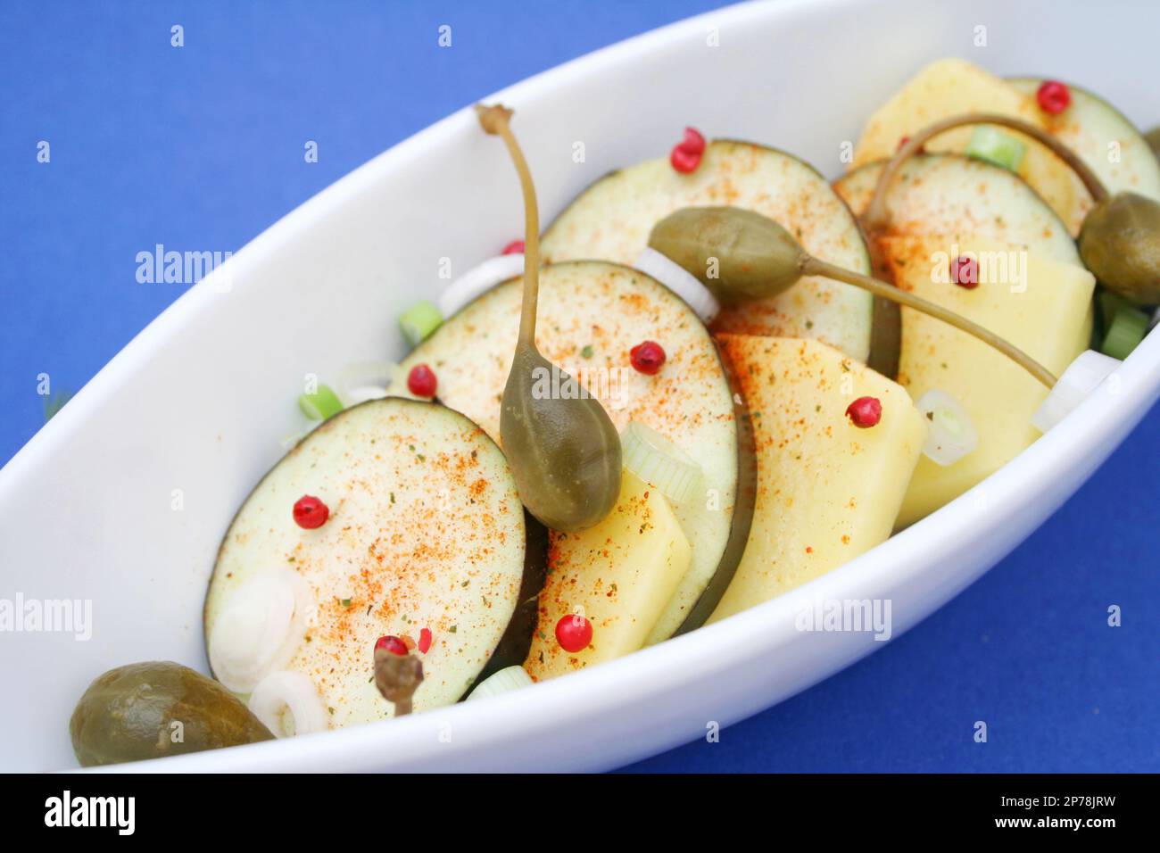Rote kartoffel hi-res stock photography and images - Alamy