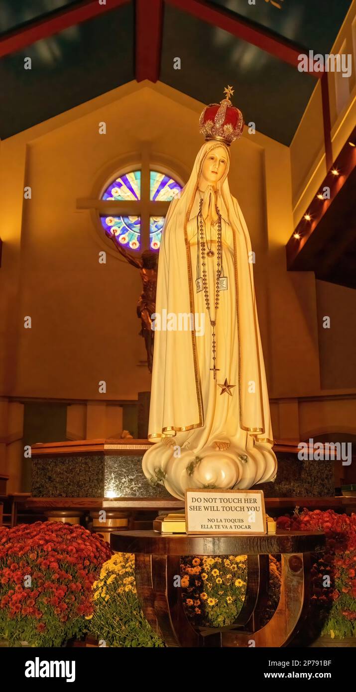 The world-famous International Pilgrim Virgin Statue of Our Lady of Fatima sculpted in 1947 by Jose Thedim; St. Ambrose Catholic Church, Woodbury, MN. Stock Photo