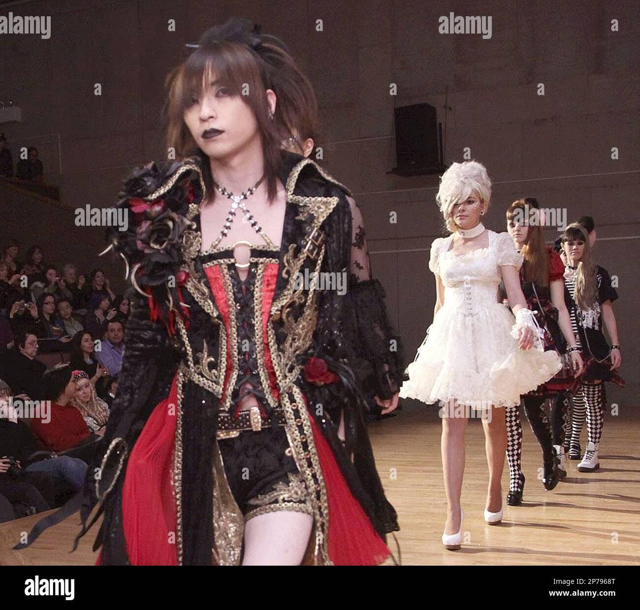 Gothic Clothes and Outfits  Fest and Cosplay Character Outfits