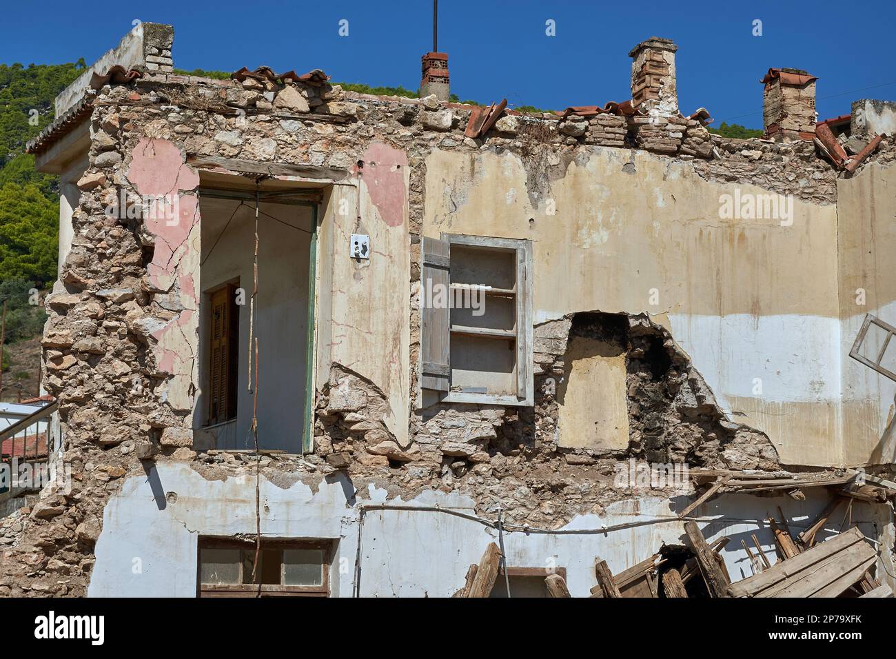 Destroyed building, Greece. Hausabriss, Abbruchhaus, Griechenland Stock Photo