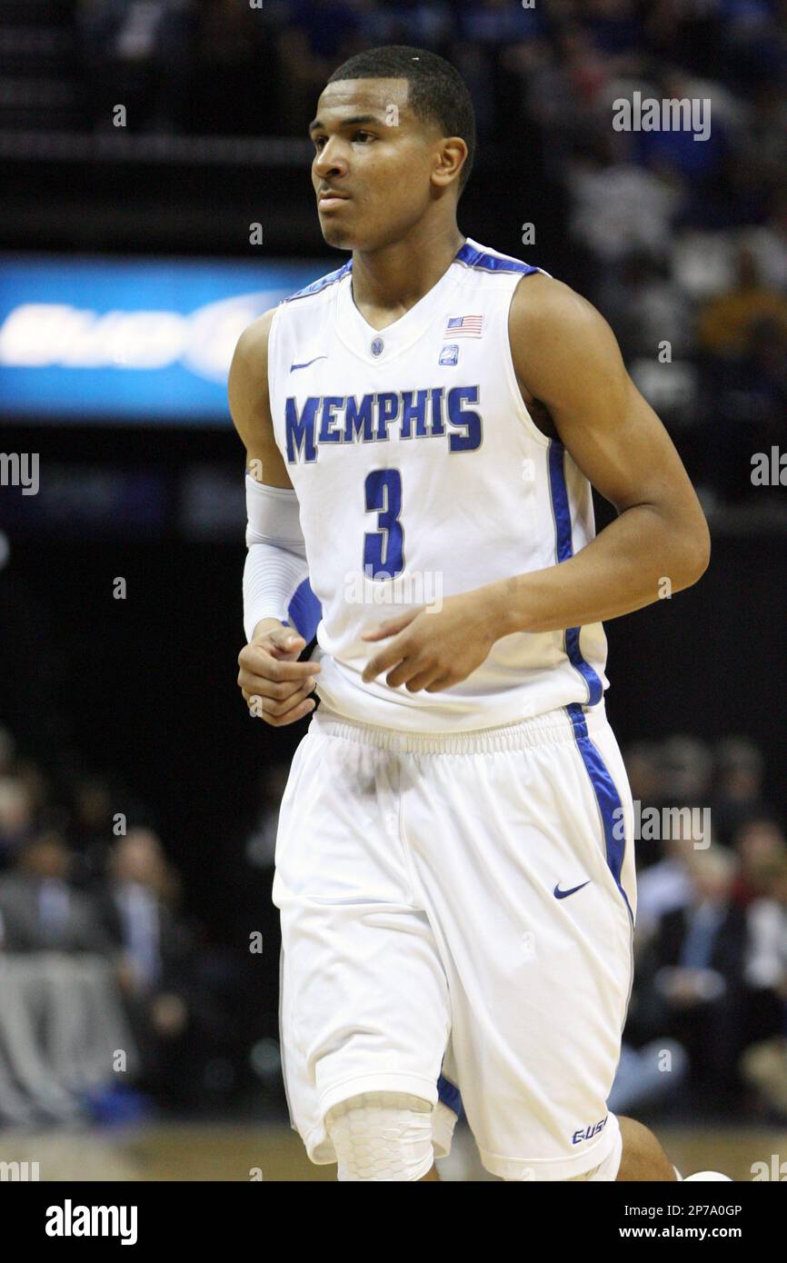 January 26, 2011: Memphis Tigers guard Chris Crawford (3) in action during  the NCAA Basketball game between Memphis Tigers and UCF Knights. Memphis  defeated UCF 77-61 at Fed Ex Forum in Memphis,