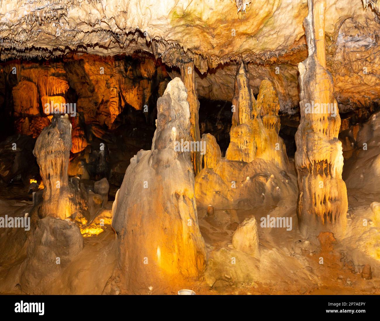 Osselle cave Caves of France Grotte d'Osselle, RosetFluans, France