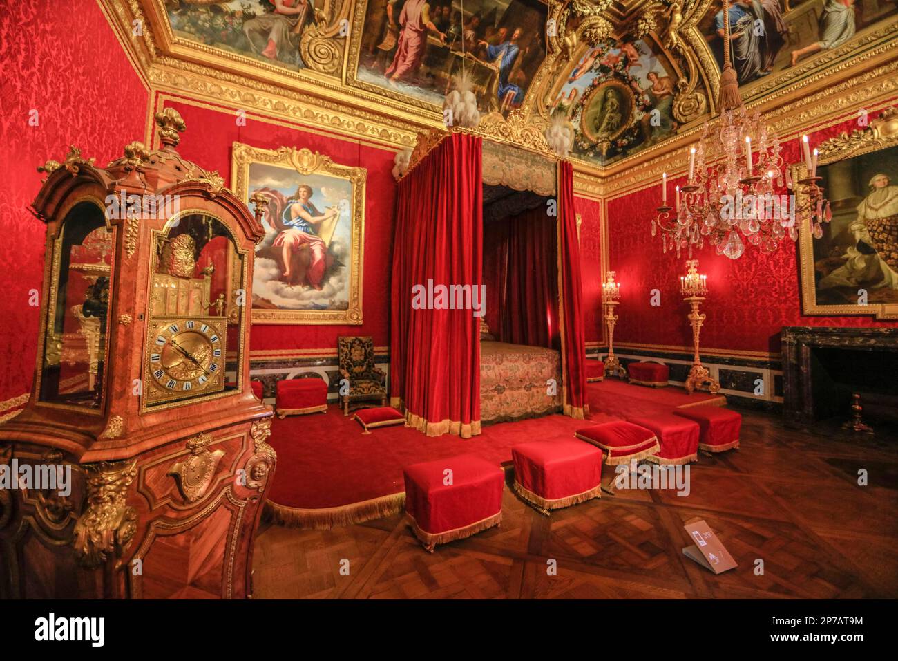 Salon de Mercure, Paradise Bedroom of King Louis XIV in his Grand ...