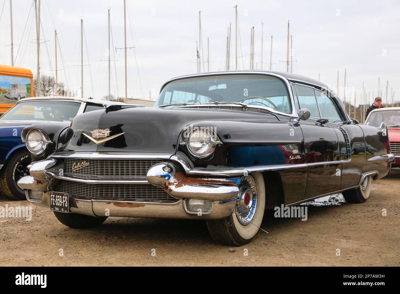 Cadillac Sedan DeVille, Classic Car Meeting, PlougastelDaoulas