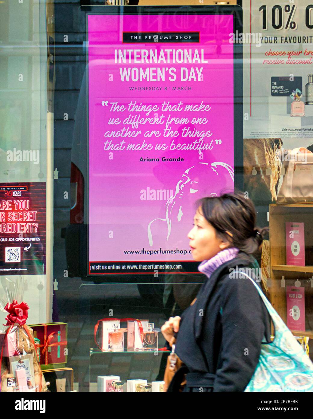 Glasgow, Scotland, UK 8th March, 2023.  International women's day highlighted on the streets of the city,, Credit Gerard Ferry/Alamy Live News Stock Photo