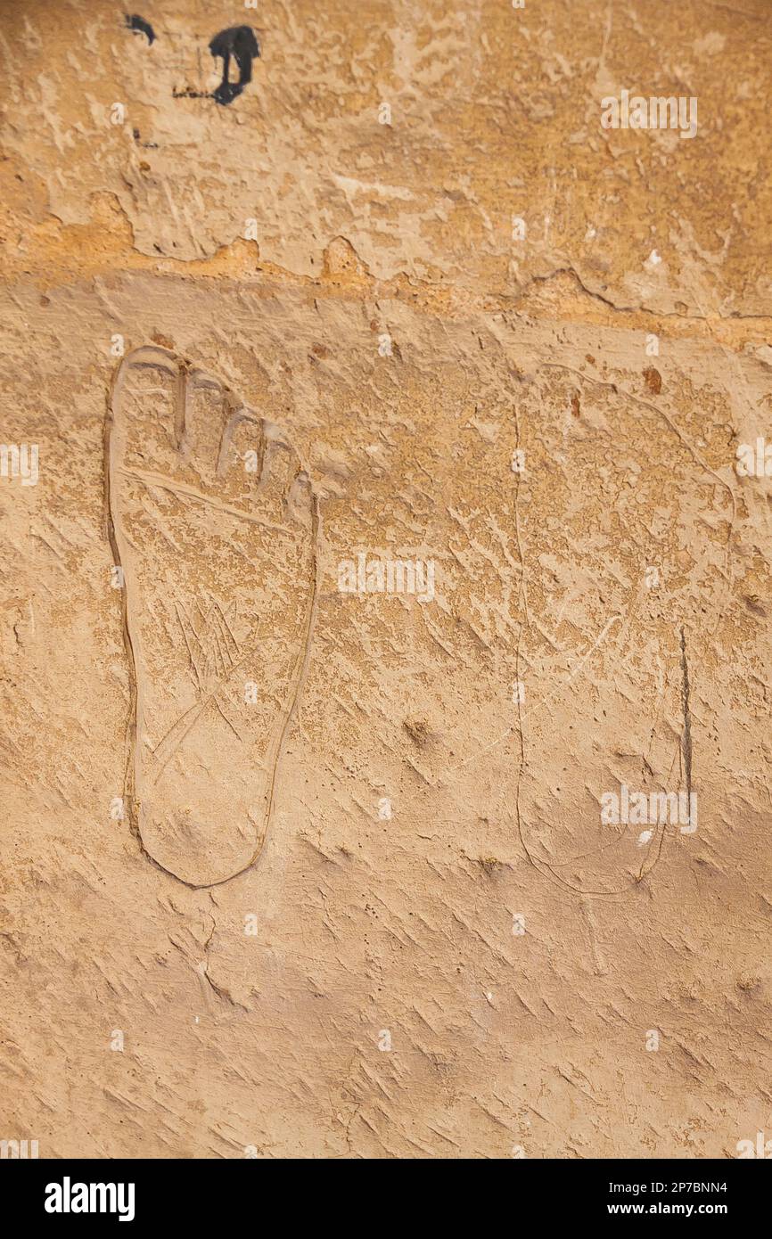 Egypt, Saqqara,  tomb of Horemheb,  west wall of the inner court, graffiti on a statue niche. Stock Photo