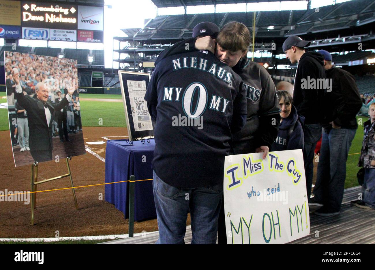 Dave Niehaus Remembrance, by Mariners PR