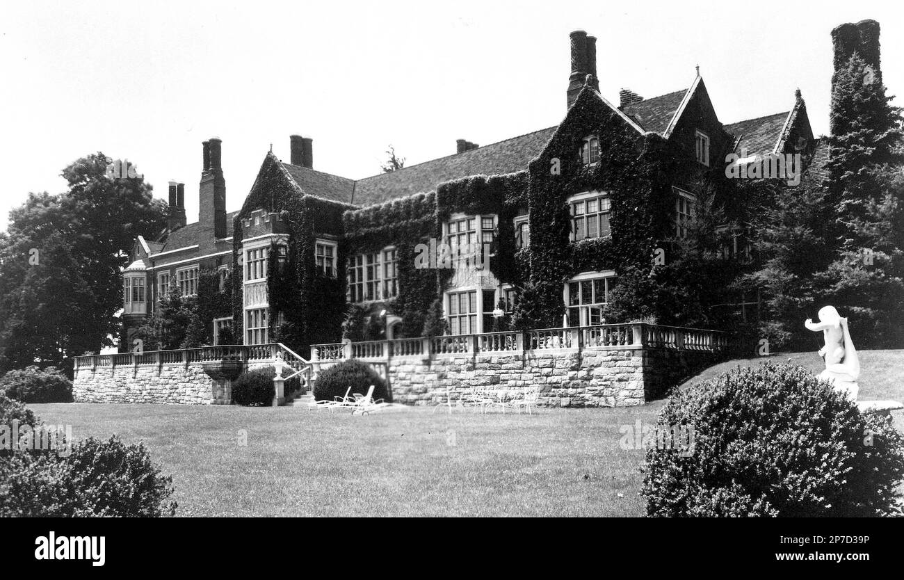 FILE This 1975 file photo shows Dunnellen Hall in Greenwich, Conn