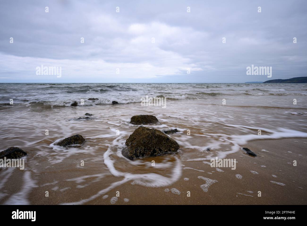 Beautiful ocean waves on sandy hi-res stock photography and images - Alamy