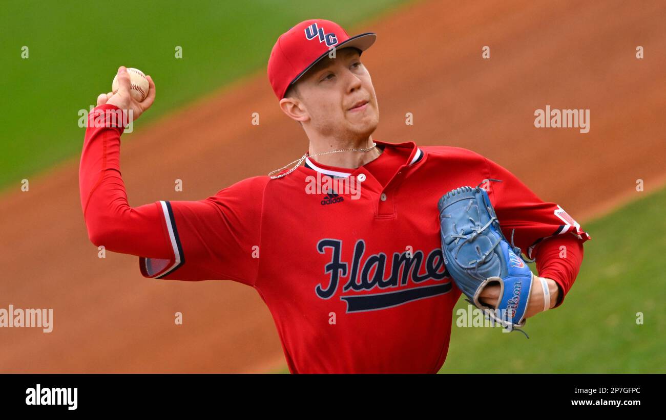 UI Chicago pitcher Rigel Verciglio (36) plays in an NCAA baseball game