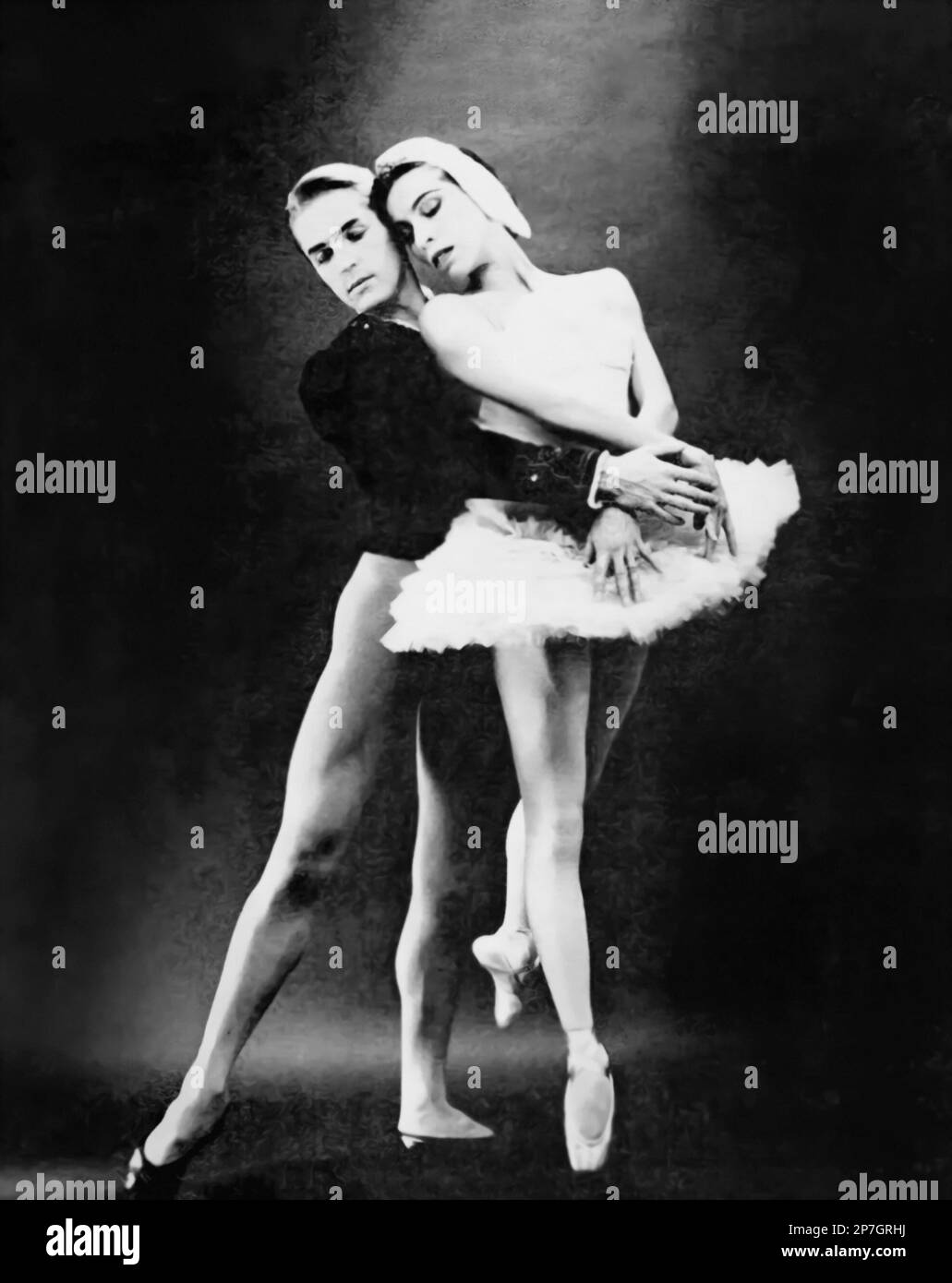 Maria Tallchief. Photograph of the native American ballerina, Elizabeth Marie Tallchief (1925-2013) with Erik Bruhn in 1961 Stock Photo