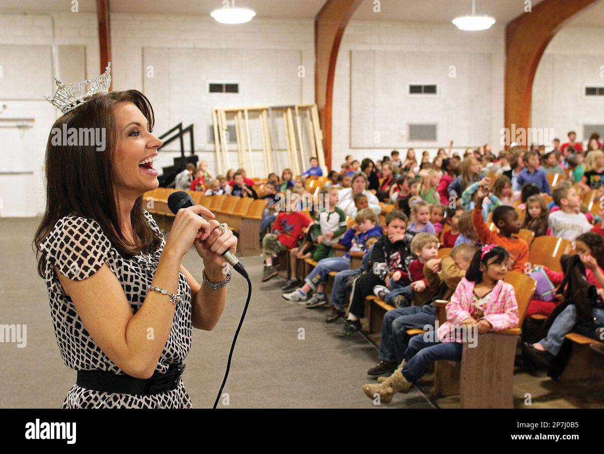 In this March 29, 2010 photo, Miss Arkansas Sarah Slocum answers