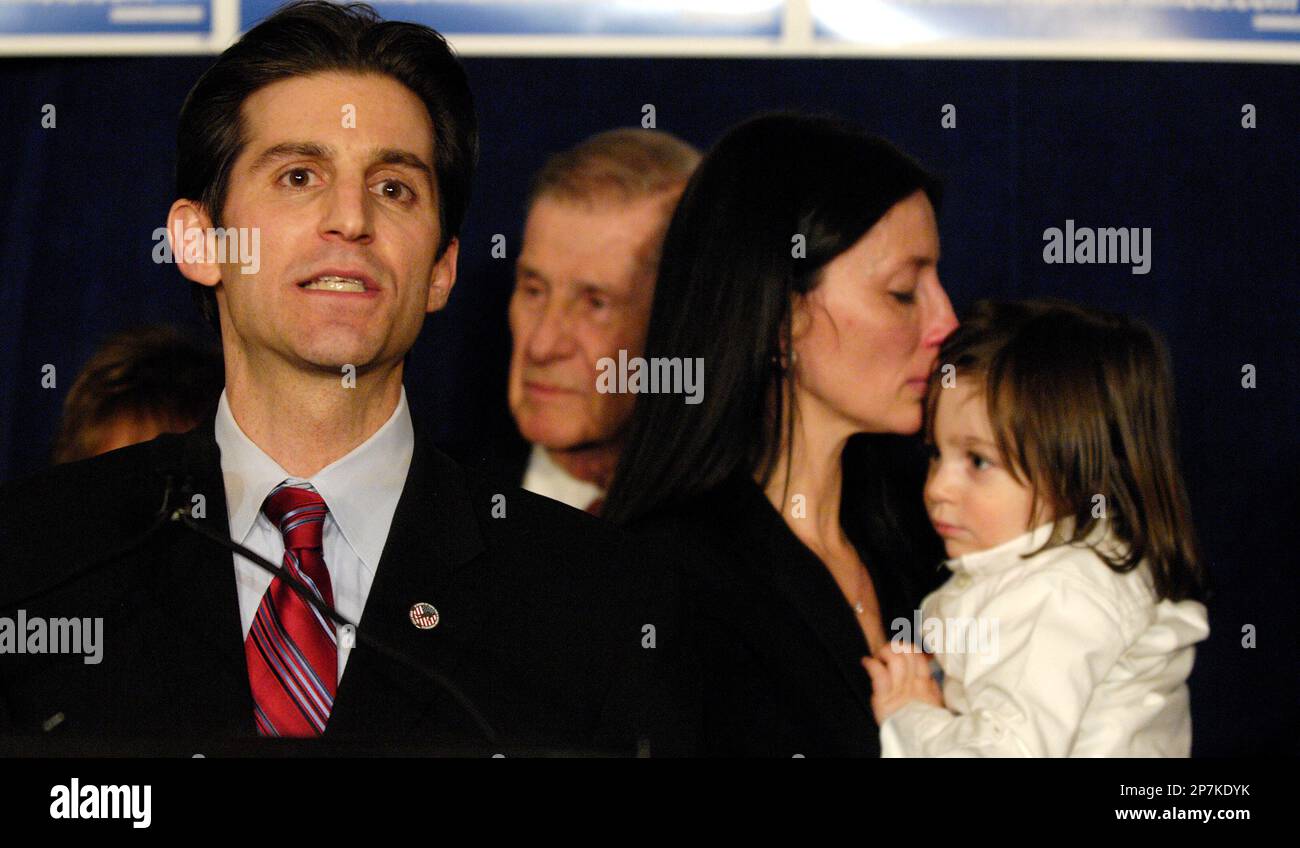 Democratic Senate candidate David Hoffman gives his concession speech in  Chicago Tuesday night Feb. 2, 2010 after as he lost the primary election to Alexi  Giannoulias. His wife Monique and son Graysonat