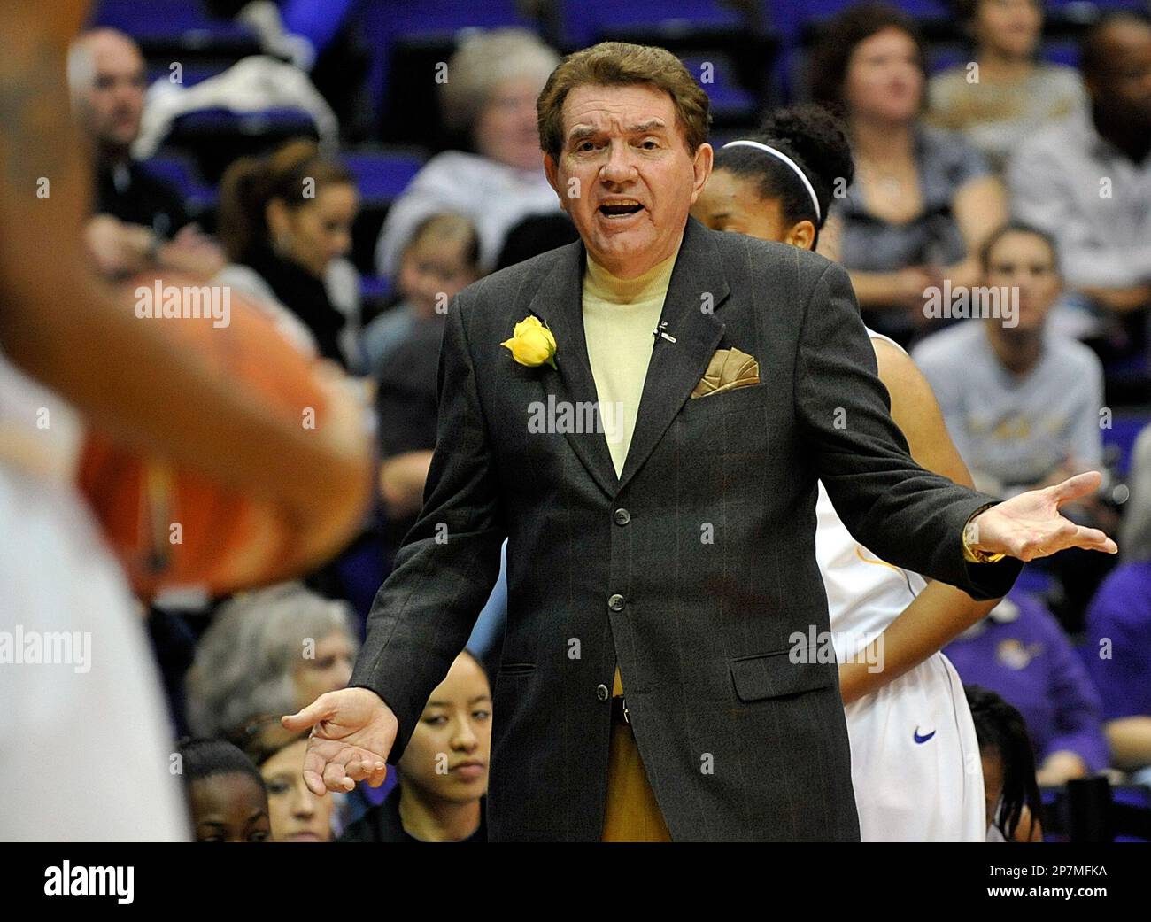 LSU head coach Van Chancellor questions a call during the first half of ...