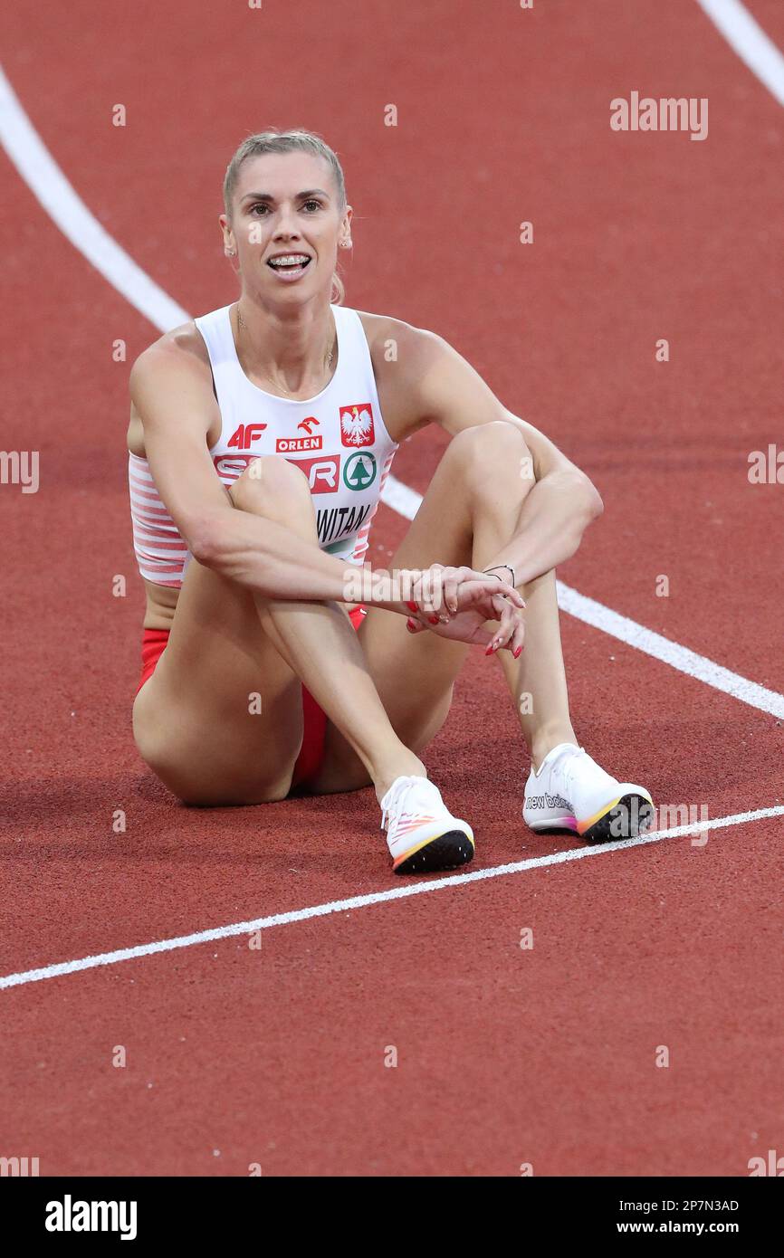 Iga BAUMGARTWITAN after winning a heat of the 400m at the European