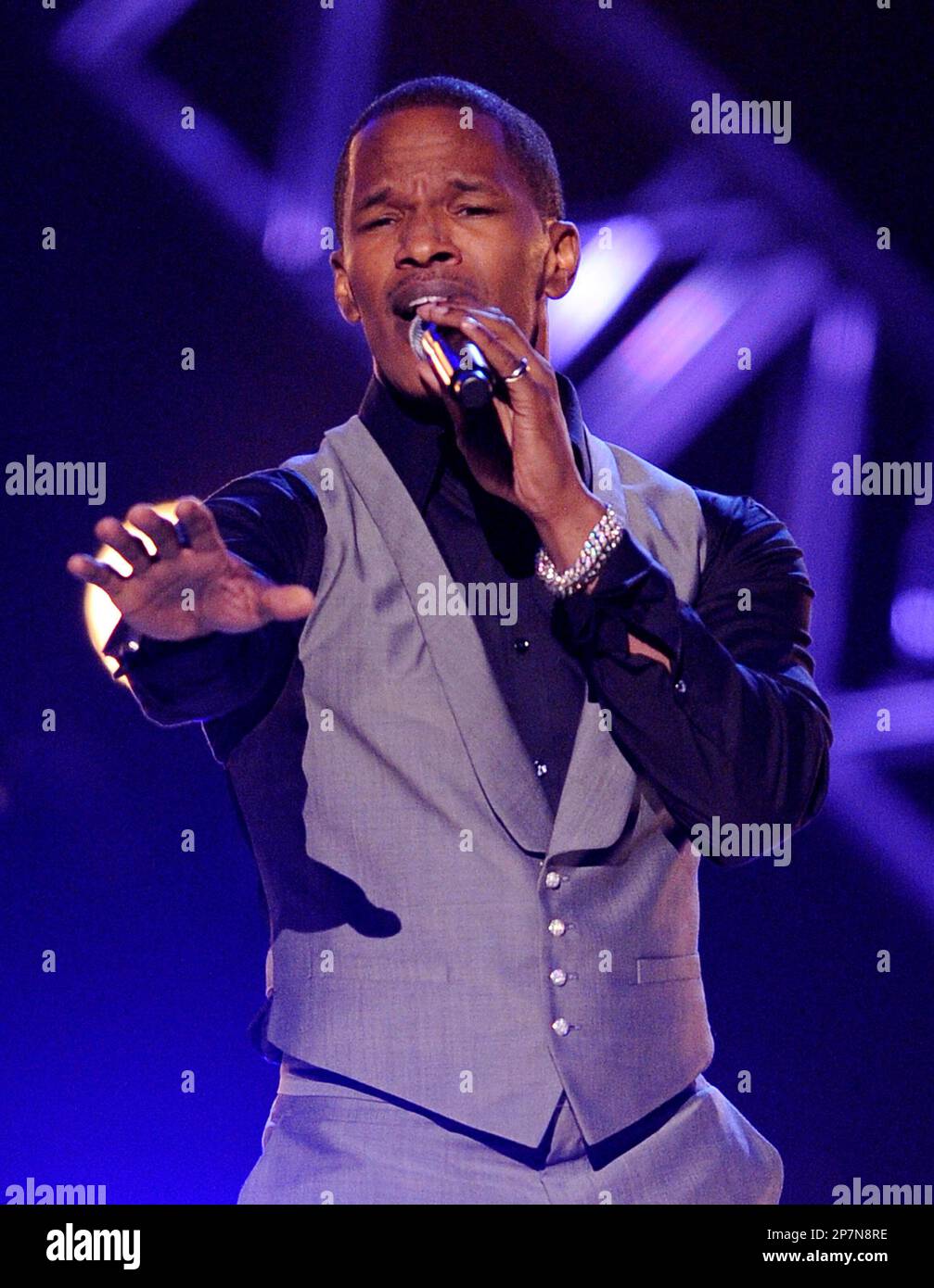 FILE In this April 6, 2009 file photo, Jamie Foxx performs at the ACM