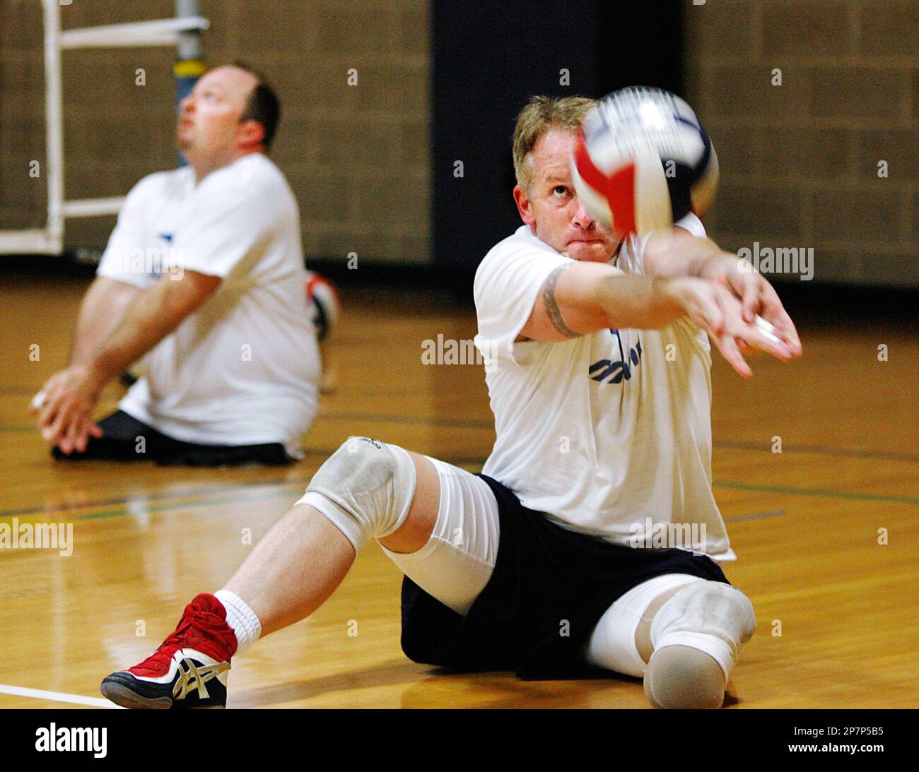 ** ADVANCE FOR SATURDAY, DEC. 5 ** In this Nov. 20, 2009, photo ...