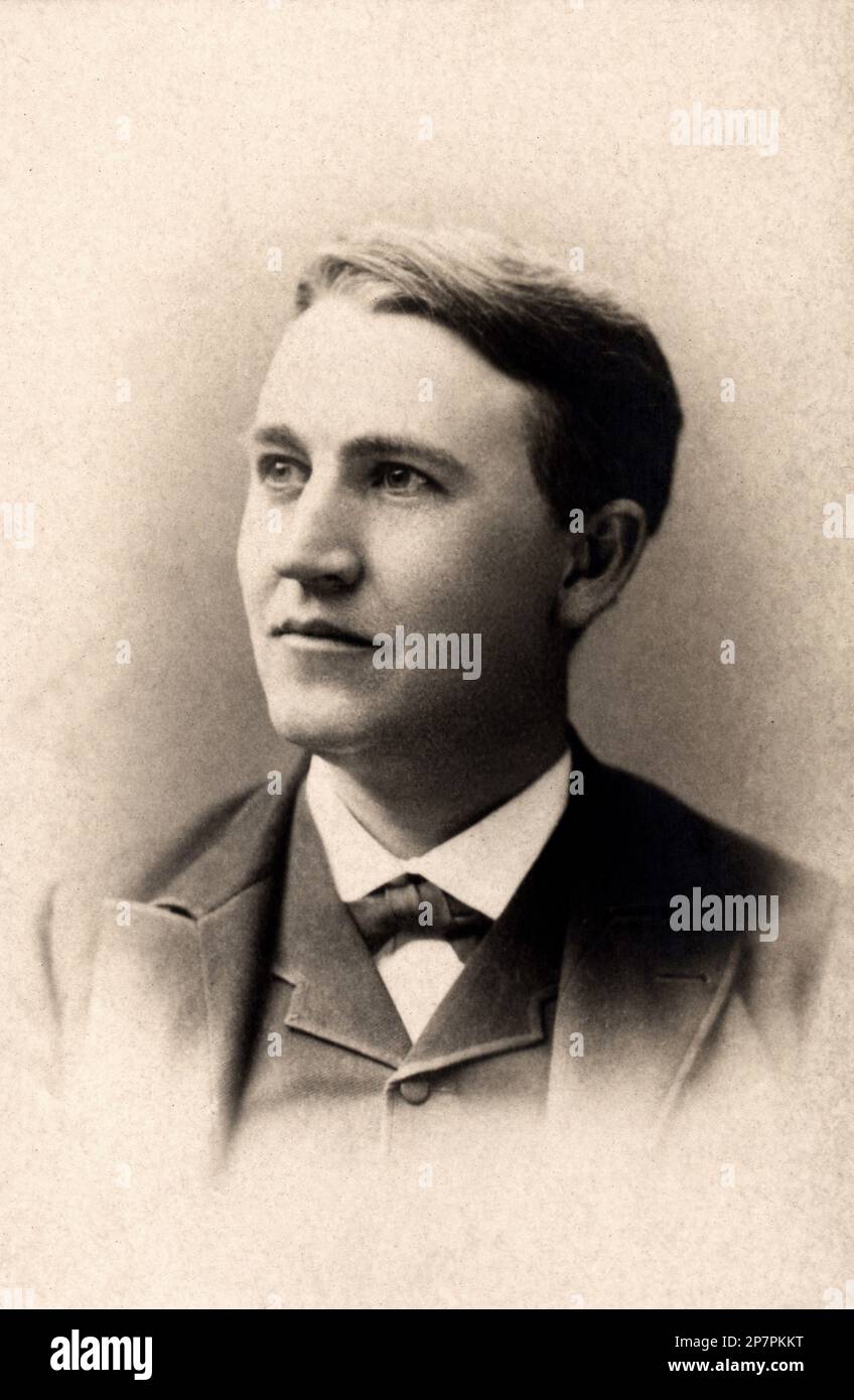 1880 c, USA : The american  inventor and businessman THOMAS ALVA EDISON  ( 1847 – 1931 ). - foto storiche - foto storica  - scienziato - scientist  - portrait - ritratto  - FRANCIA - CHIMICO - CHEMISTRY - CHIMICIAN - FOTOGRAFO - FOTOGRAFIA - PHOTOGRAPHER - PHOTOGRAPHY - DAGHERROTIPIA - DAGHERROTIPO - tie - cravatta - SCIENZIATO - SCIENTIST  ----  Archivio GBB Stock Photo