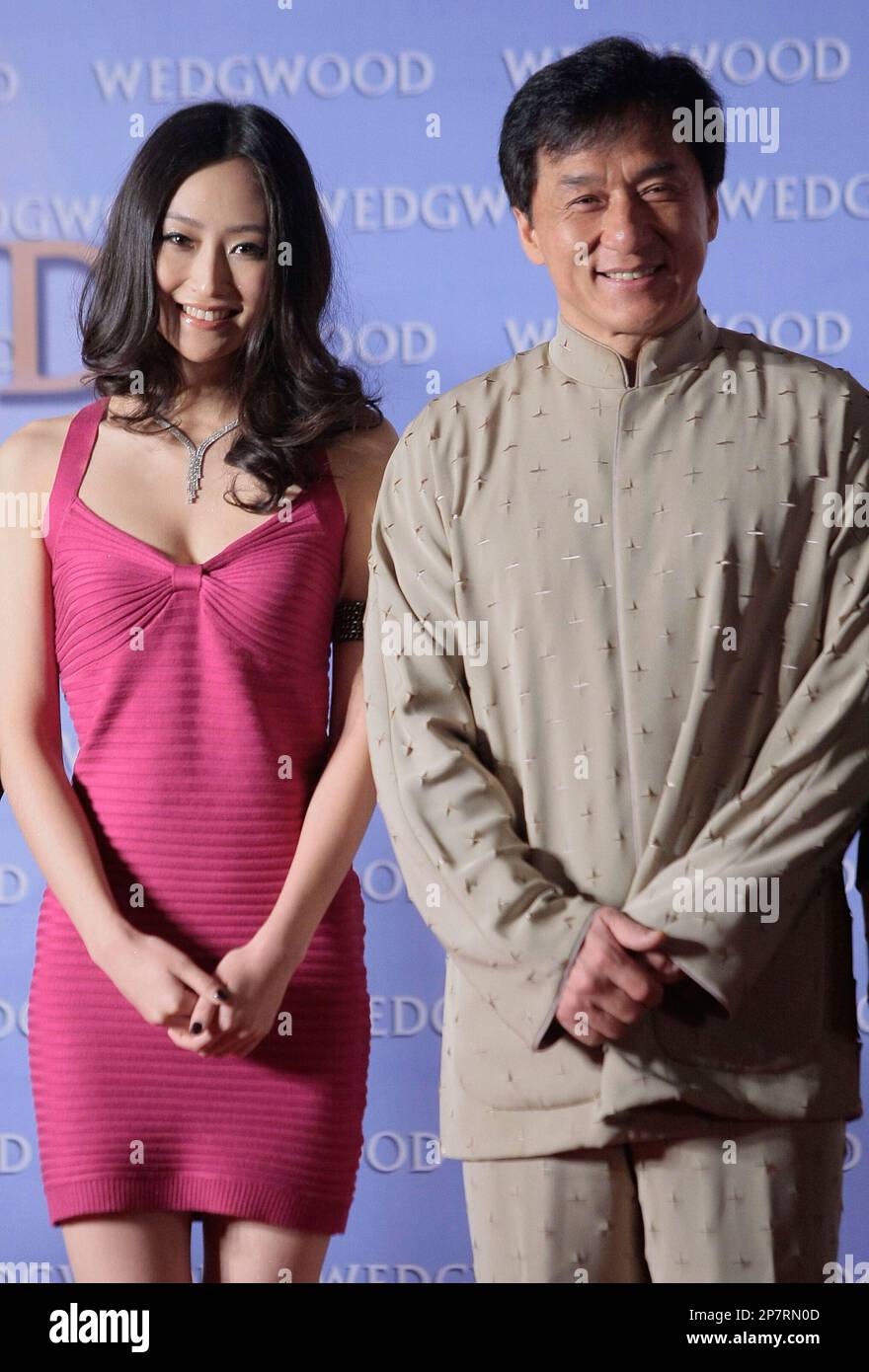 Qopqoq ostida jinsiy aloqa porno video