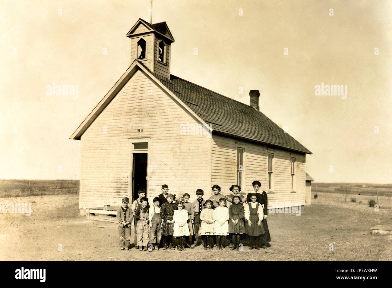 Early 1900s Ontario photo of kids at one-room schoolhouse Early 1900s Ontario photo of kids at one-room schoolhouse
