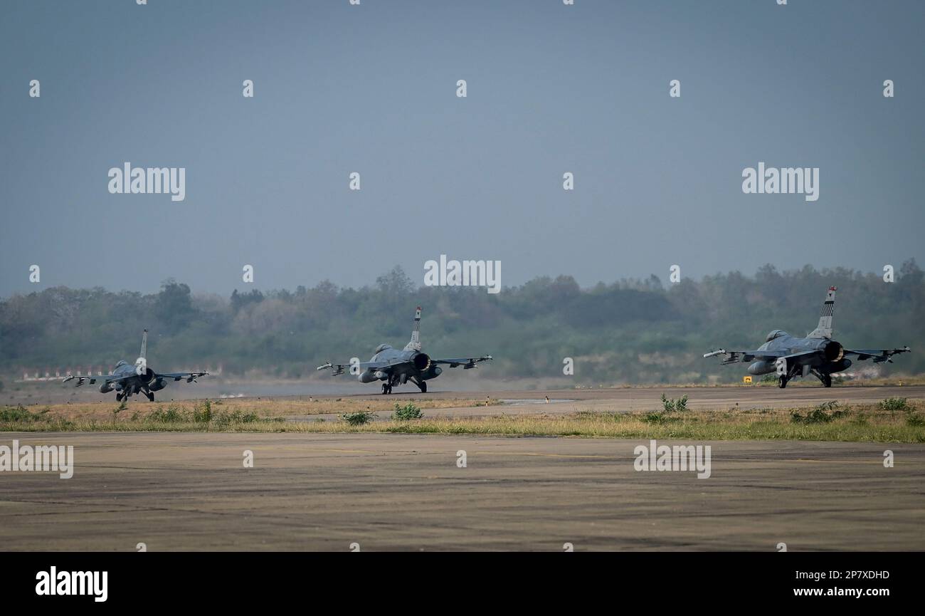 F 36 hi-res stock photography and images - Alamy
