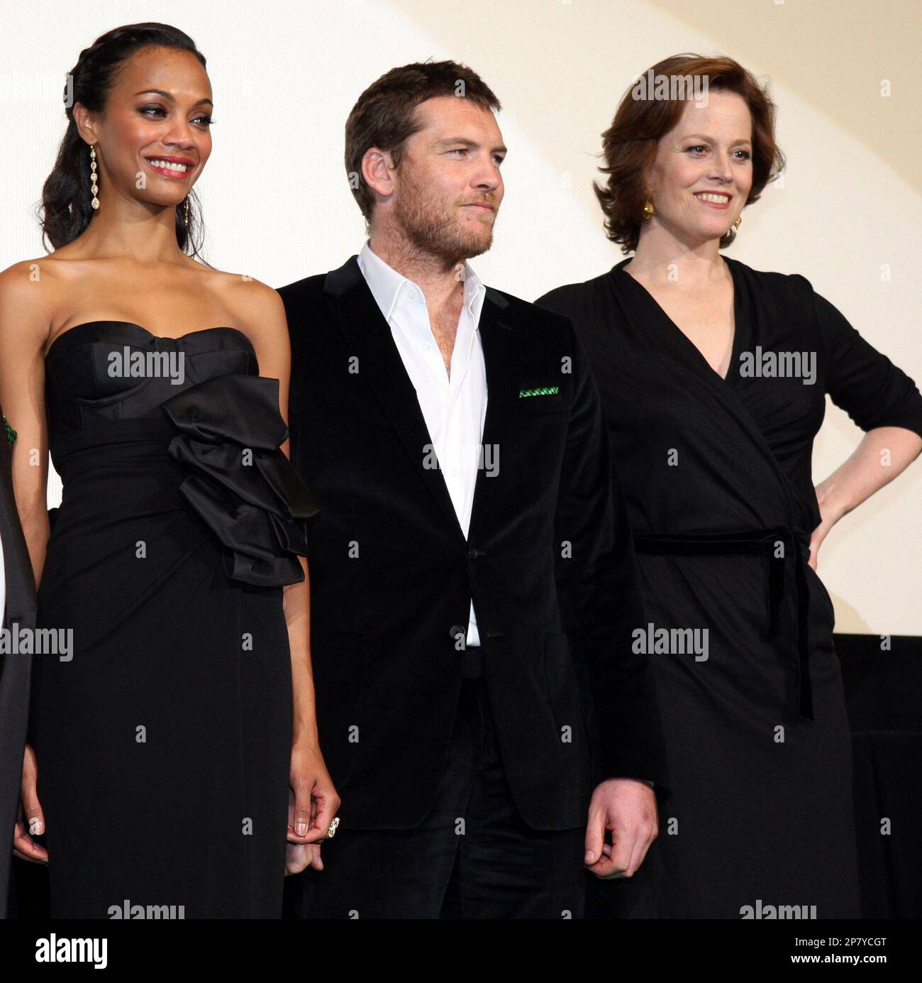 from-left-u-s-actress-zoe-saldana-australian-actor-sam-worthington