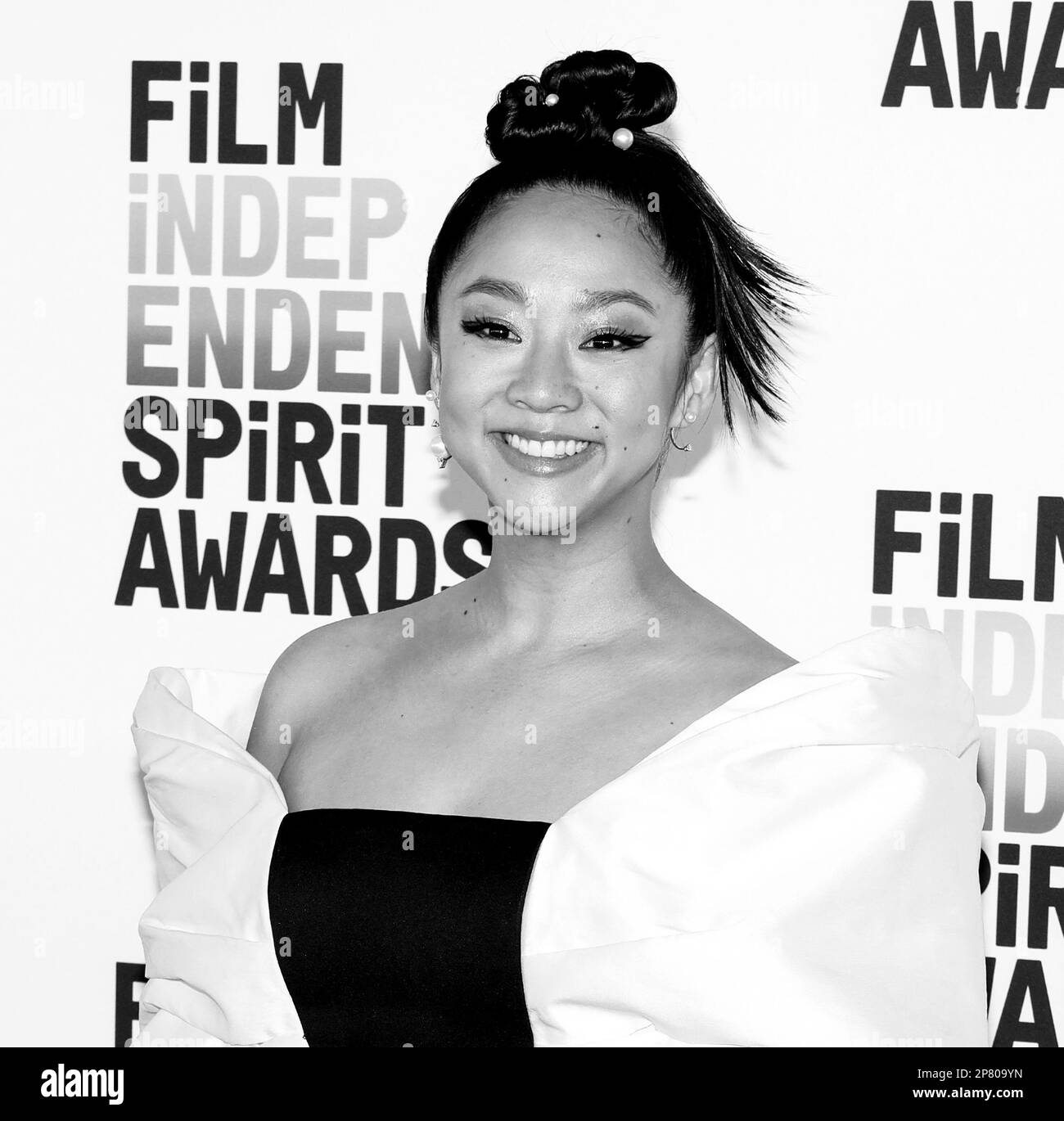 Stephanie hsu 2023 Black and White Stock Photos & Images - Alamy