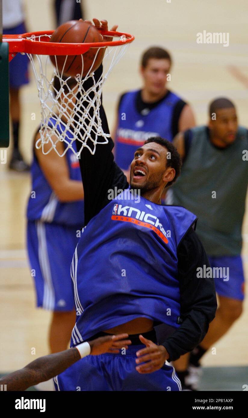 New York Knicks forward Jared Jeffries takes a shot during NBA