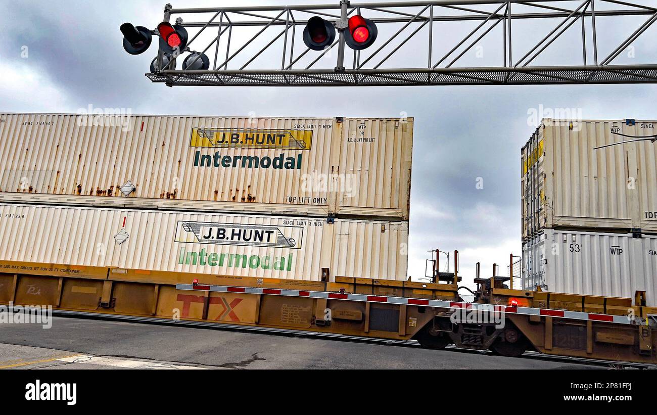 EMPORIA, KANSAS MARCH 8, 2023 A BNSF intermodal freight train hauling