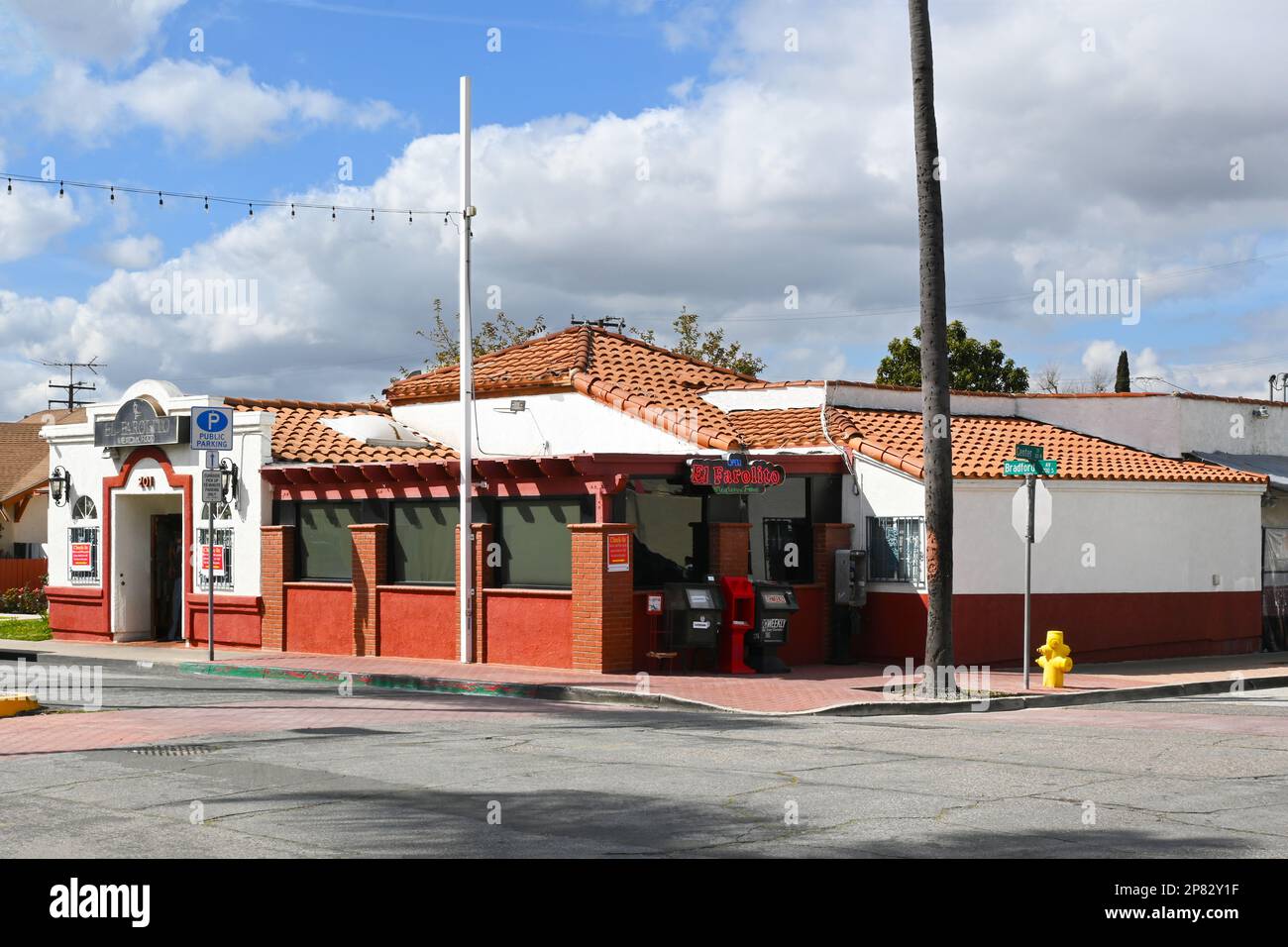 PLACENTIA, CALIFORNIA - 8 MAR 2023: El Farolito Mexican Restaurant in Old Town. Stock Photo
