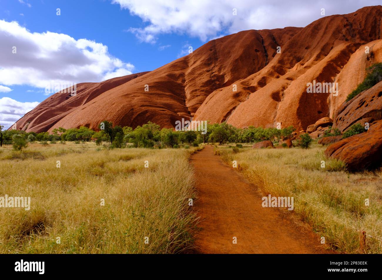 Mala walking trail, part of the base walk at Uluru, Central Australia Stock Photo