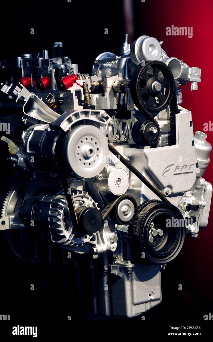 Mimmo Engine A view of the new Alfa Romeo MiTO engine MultiAir, developed and ...