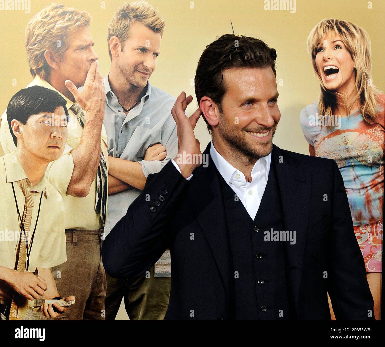 Bradley Cooper, a cast member in "All About Steve," arrives at the premiere  of the film in Los Angeles, Wednesday, Aug. 26, 2009. (AP Photo/Chris  Pizzello Stock Photo - Alamy