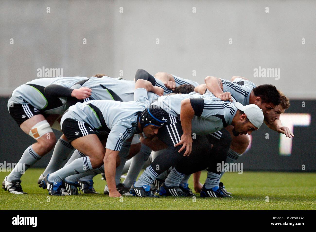 New Zealand players practice their scrumming at the All Blacks rugby ...