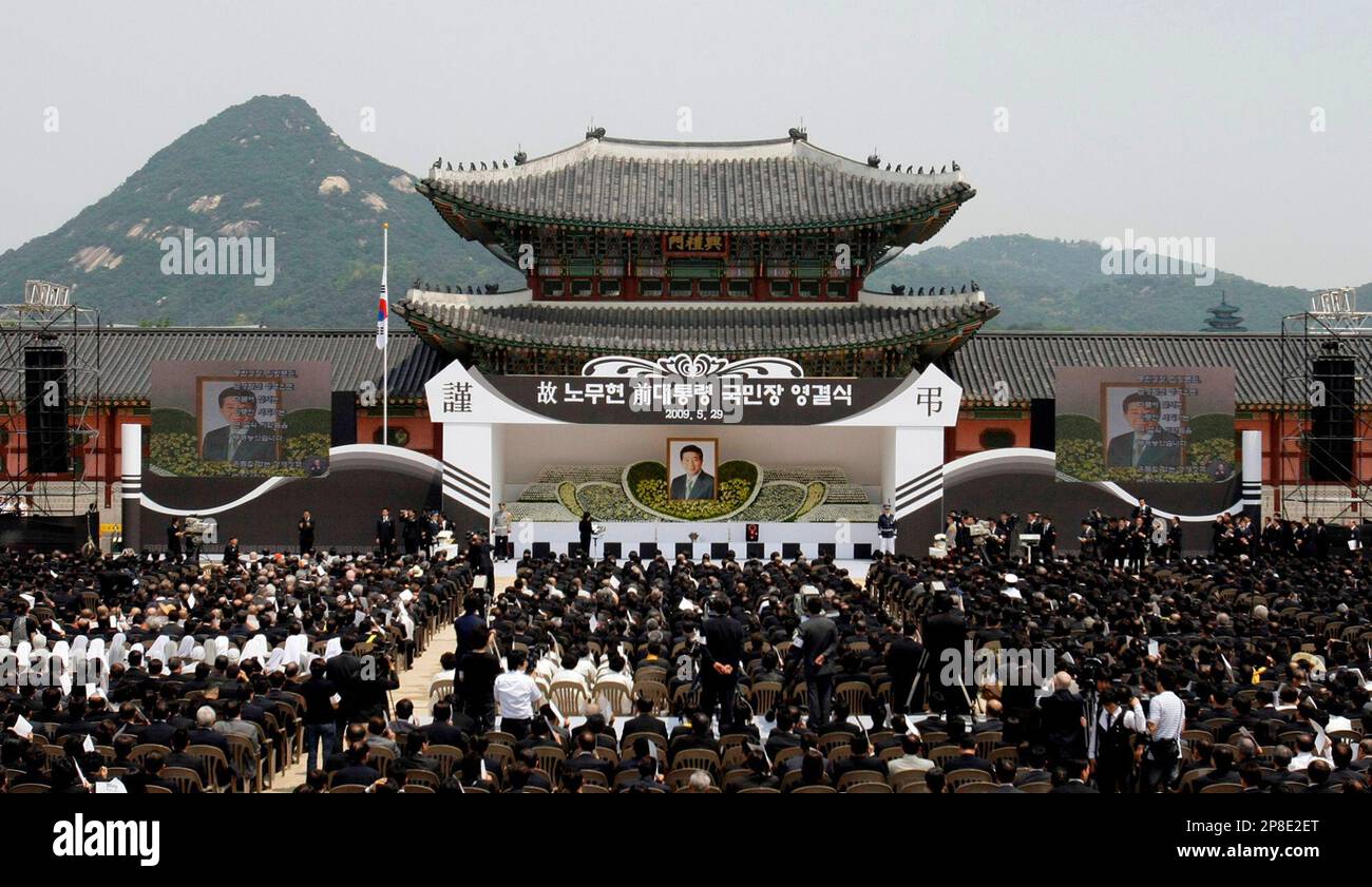 Key Political Figures and Official Attendance